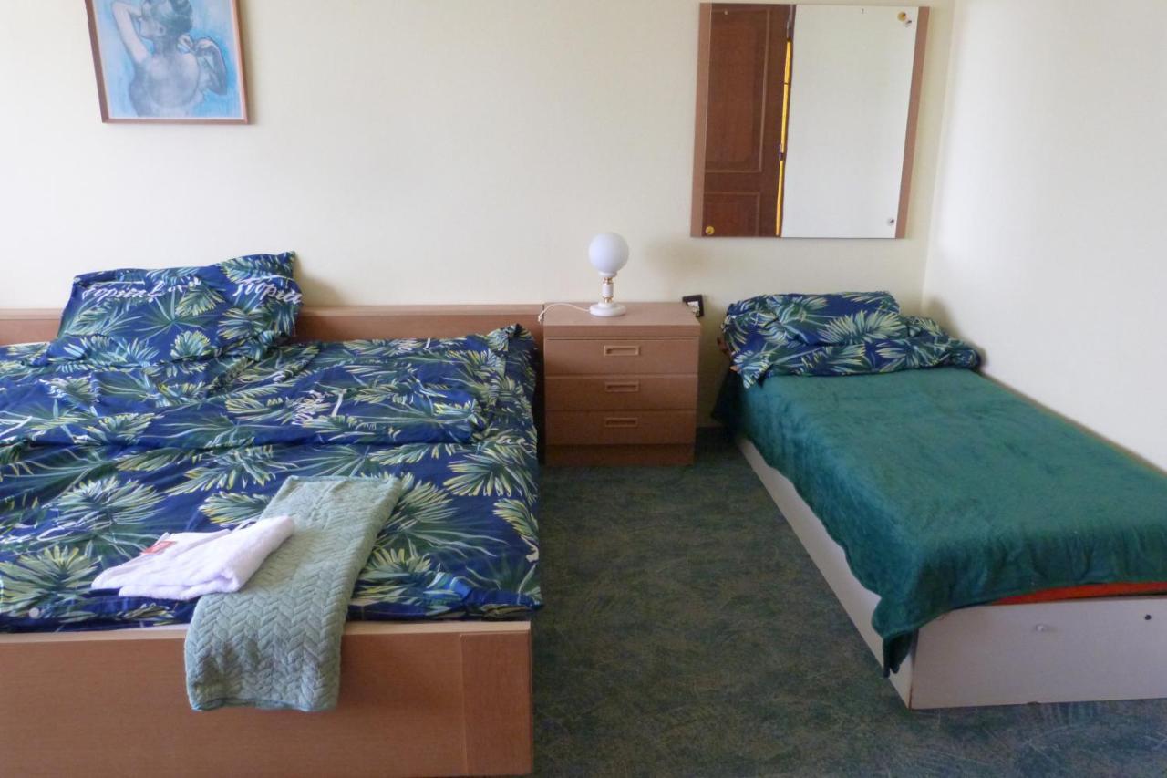 Labdarozsa Apartmanhouse Fonyód